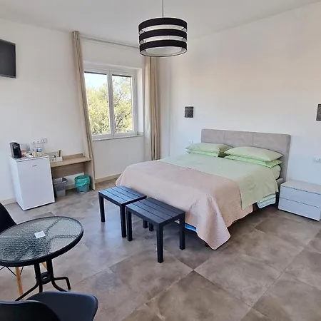 Meridian Bed & Breakfast
